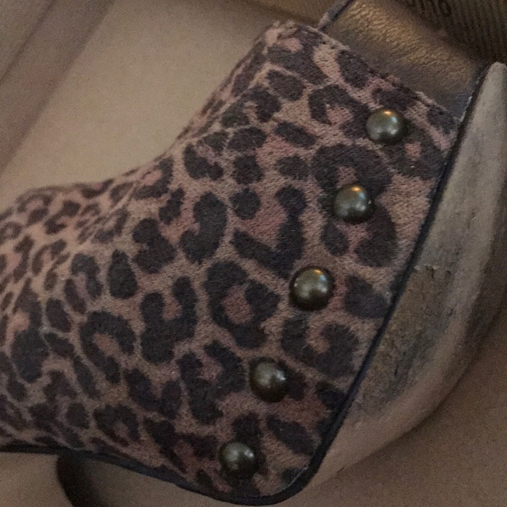 Leopard Style High Heels - Picture 5 of 6